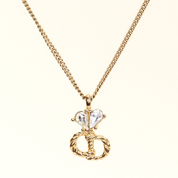 Dior: CD Crystal Heart Logo Pendant Gold-Plated Necklace - Picture 1 of 5